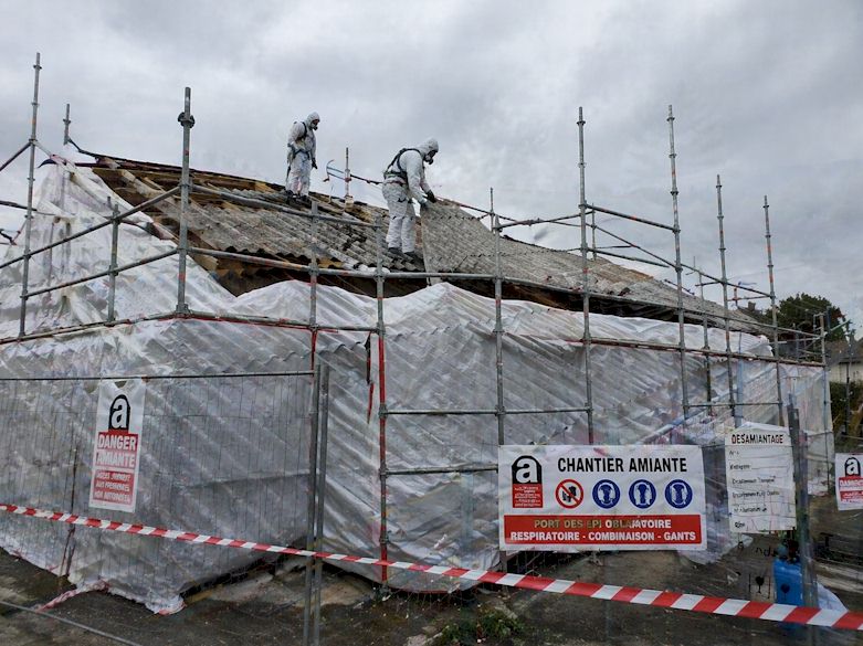 Chantier encadré de désamiantage à Vierzon